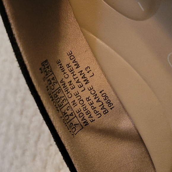 Rockport black suede pumps - Picture 4 of 16